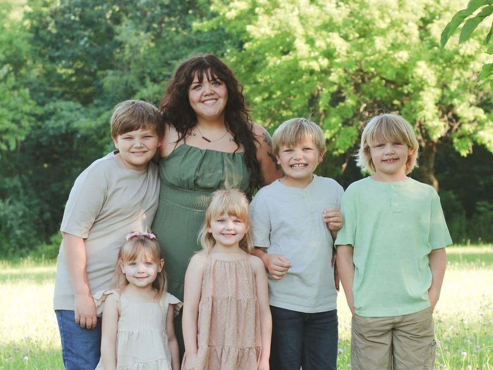 Family portrait session in the park